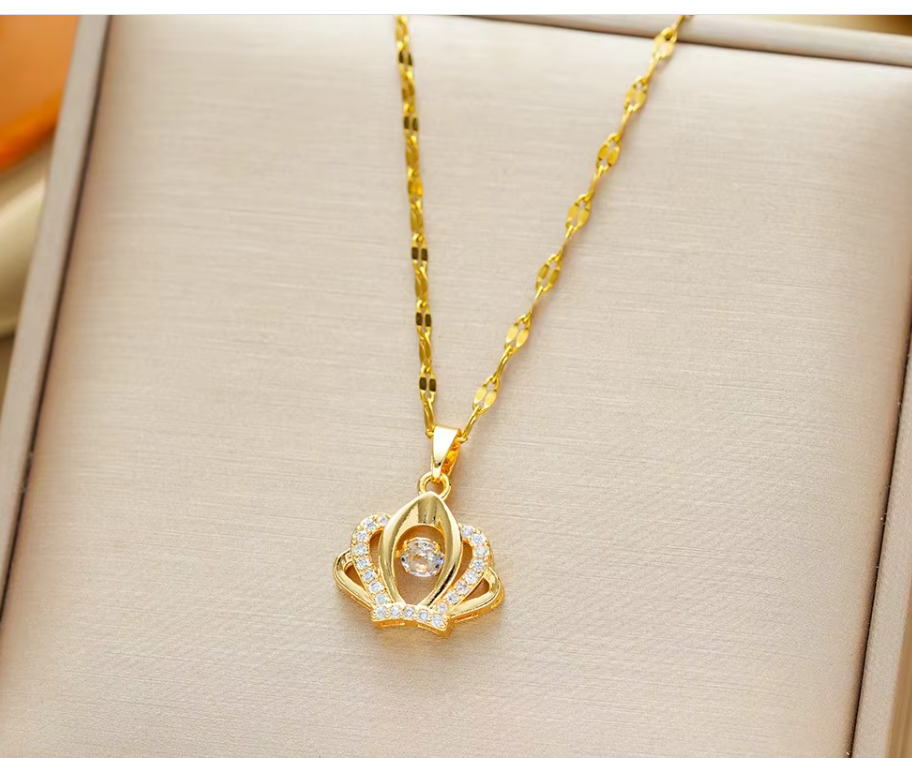 Crown Necklace – Royal Sparkle Collection