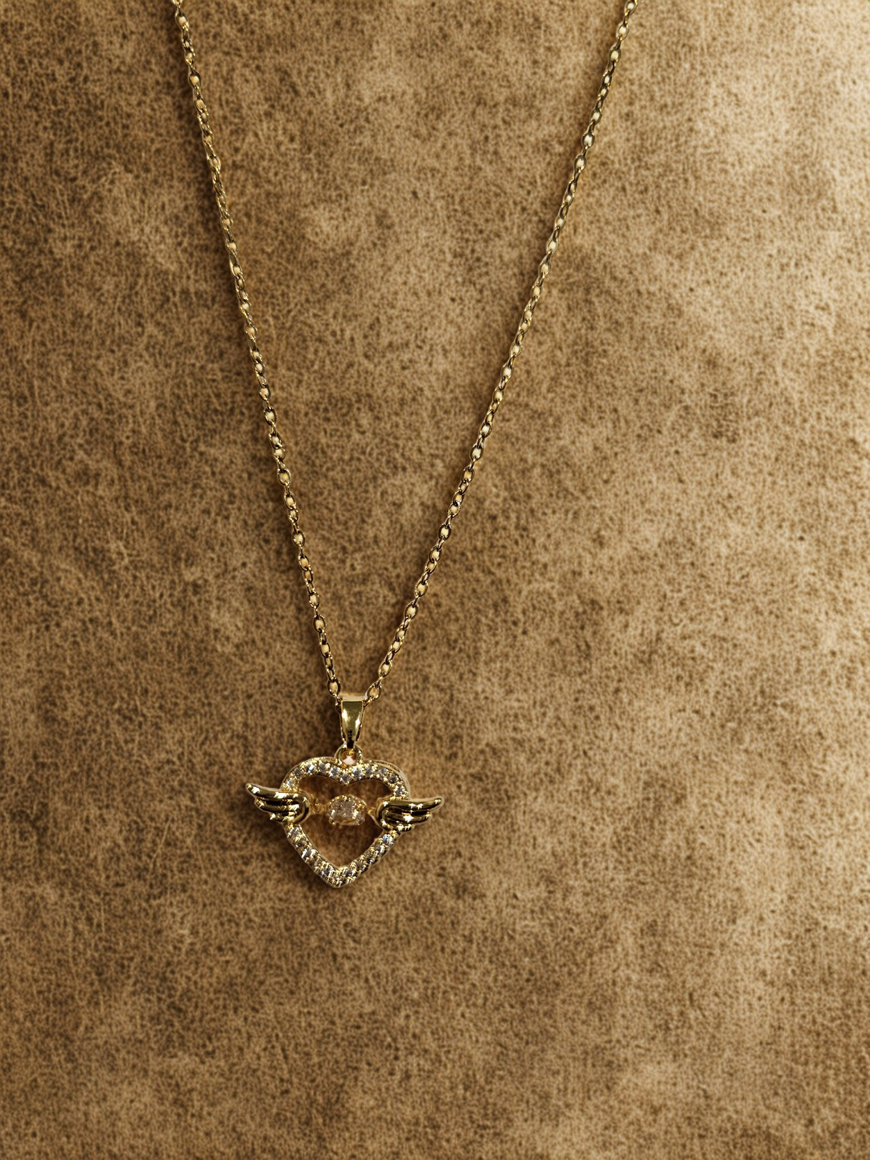 18K Gold Plated - Tarnish Resistance Heart Pendant Necklace