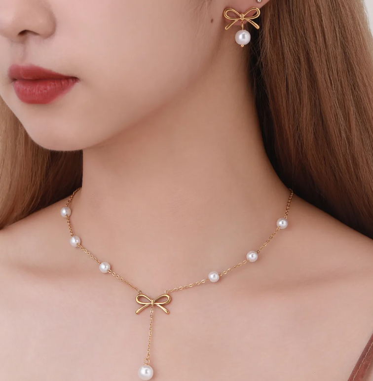 Bow & Pearl Elegance Necklace & Earring Set – 18K Gold Plated Stainless Steel