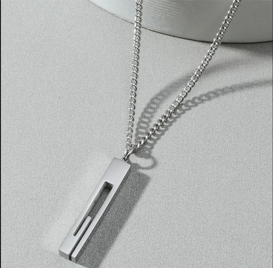 🔹 Modern Geometric Bar Pendant Necklace – Stainless Steel (Silver & Black)