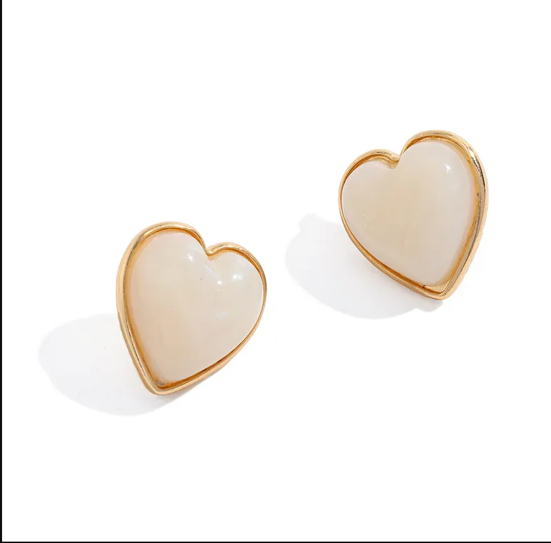 💕 ColorPop Acrylic Heart Stud Earrings
